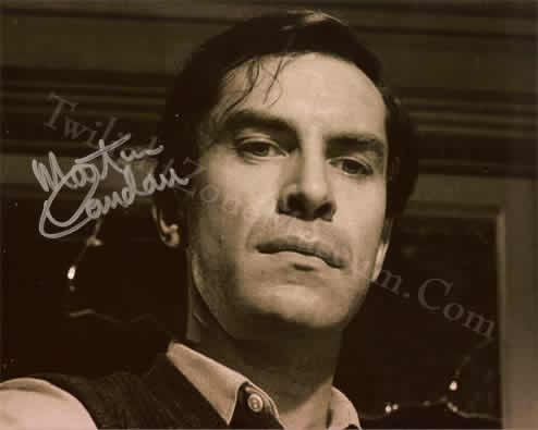 Martin Landau autograph